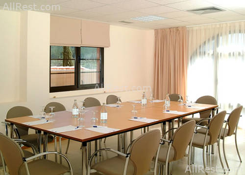 Tryp Comendador 12